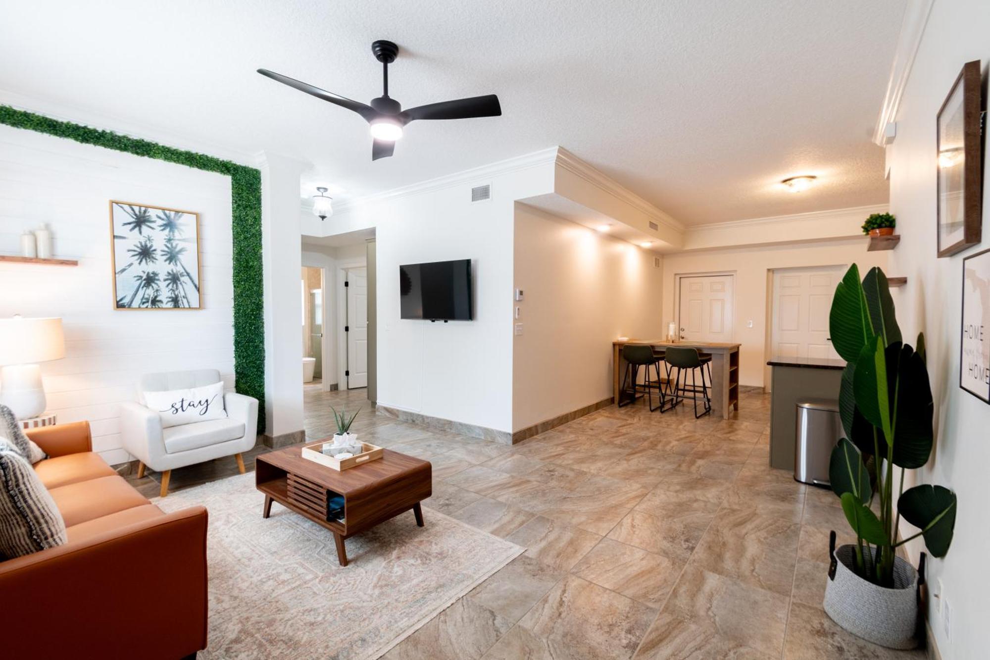 Sole Suite #1-2 Min To Beach-Patio & Courtyard Cocoa Beach Exterior photo
